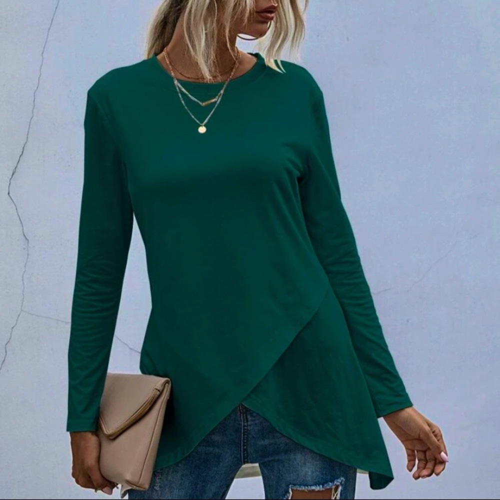 Long sleeve Tulip Hem Tee EUC